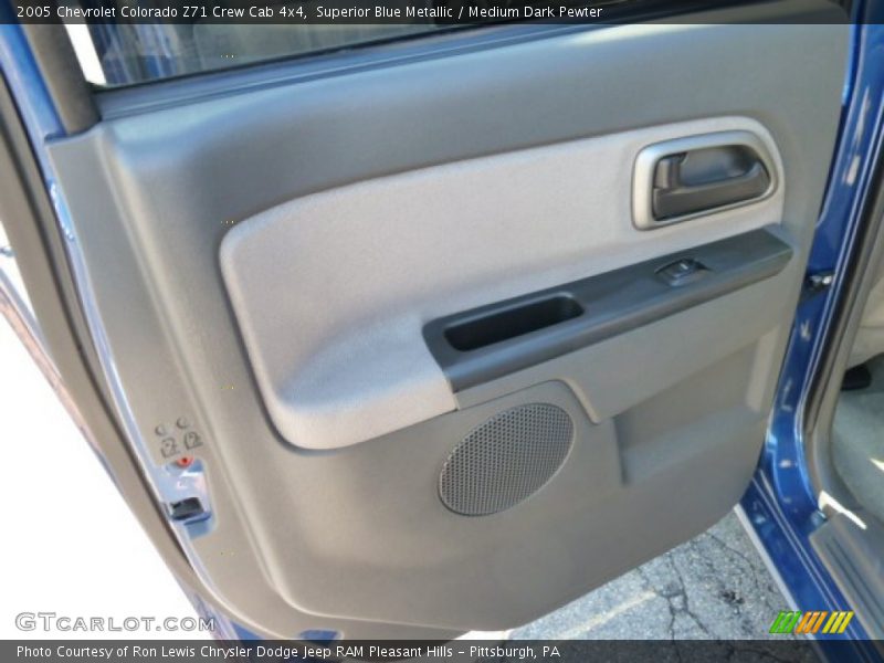 Superior Blue Metallic / Medium Dark Pewter 2005 Chevrolet Colorado Z71 Crew Cab 4x4
