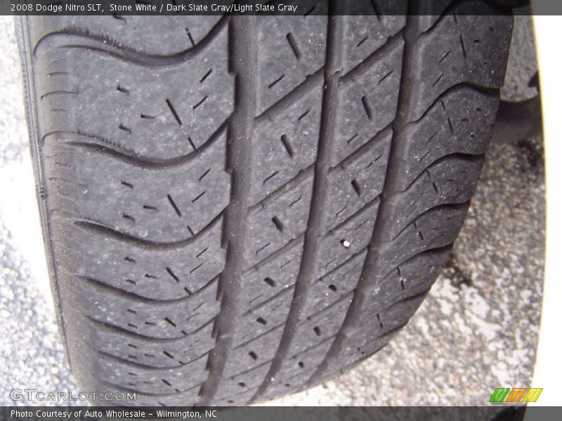 Stone White / Dark Slate Gray/Light Slate Gray 2008 Dodge Nitro SLT