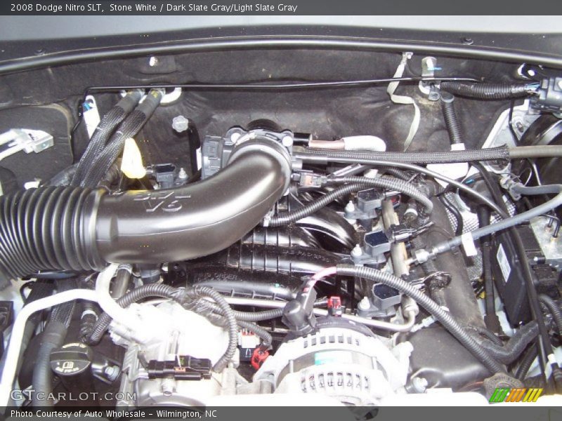 Stone White / Dark Slate Gray/Light Slate Gray 2008 Dodge Nitro SLT