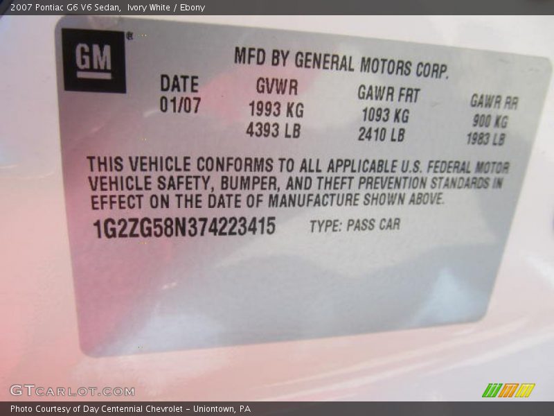 Ivory White / Ebony 2007 Pontiac G6 V6 Sedan