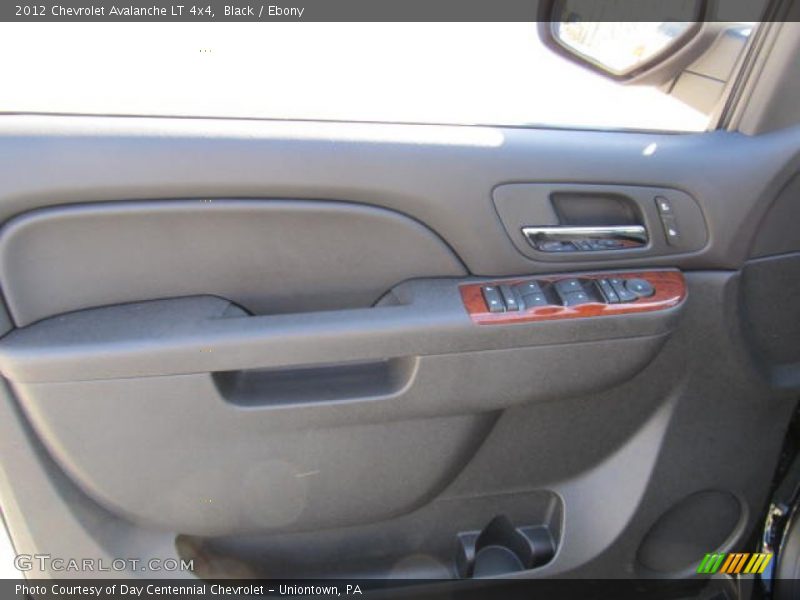 Black / Ebony 2012 Chevrolet Avalanche LT 4x4