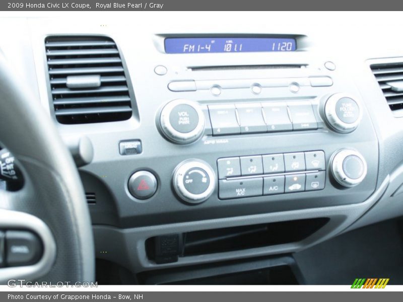 Controls of 2009 Civic LX Coupe