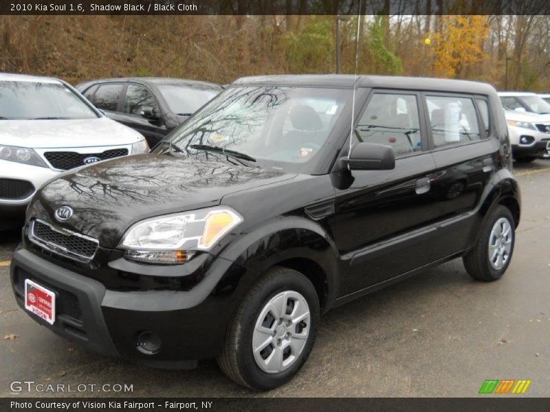 Shadow Black / Black Cloth 2010 Kia Soul 1.6
