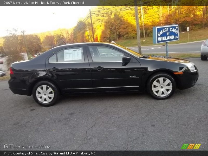 Black Ebony / Dark Charcoal 2007 Mercury Milan I4