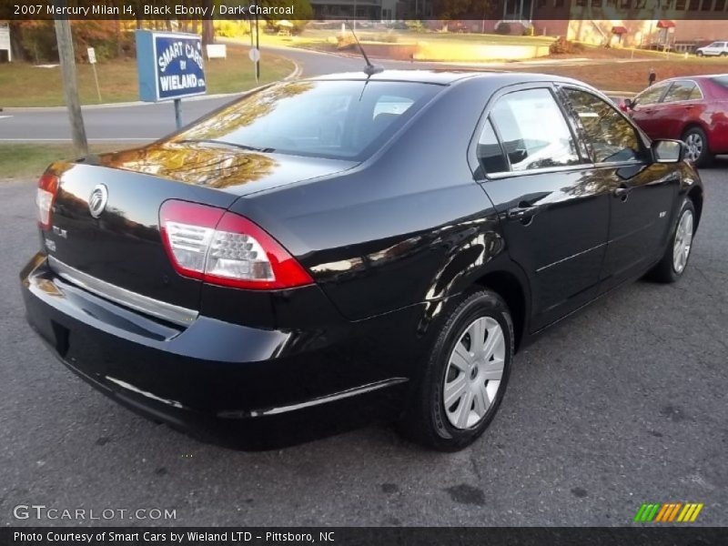 Black Ebony / Dark Charcoal 2007 Mercury Milan I4