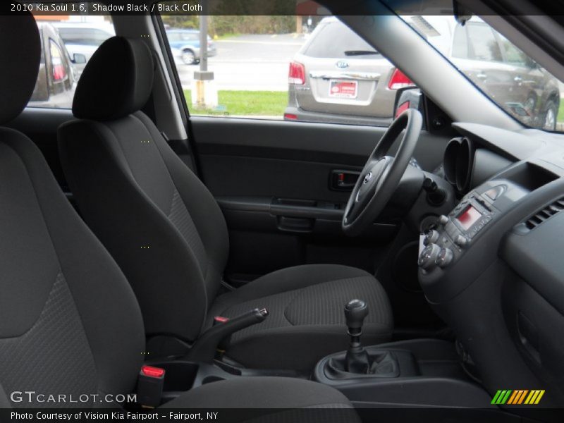 Shadow Black / Black Cloth 2010 Kia Soul 1.6