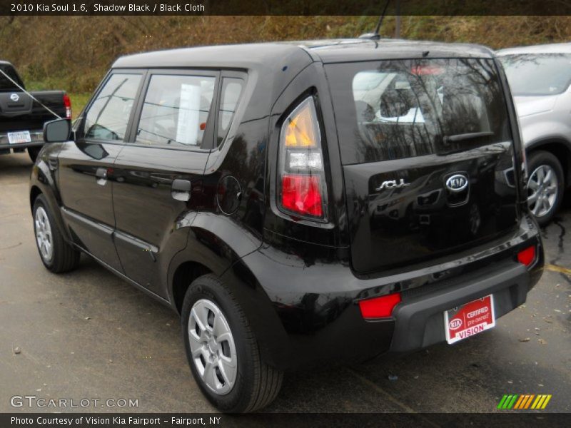 Shadow Black / Black Cloth 2010 Kia Soul 1.6