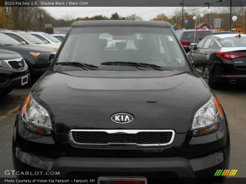 Shadow Black / Black Cloth 2010 Kia Soul 1.6