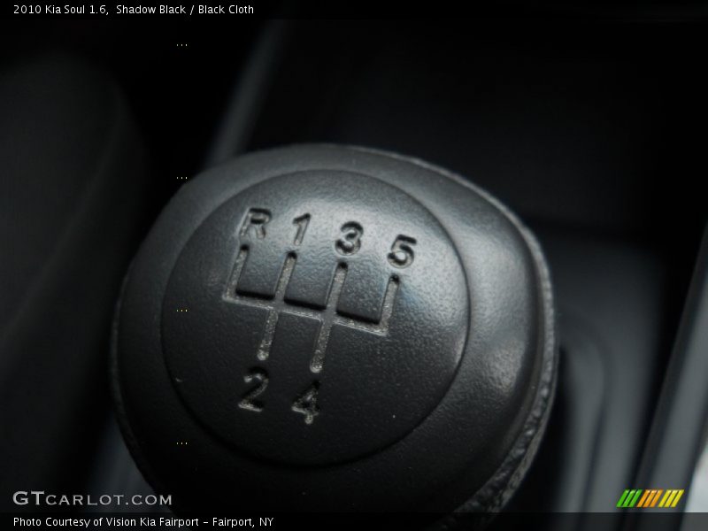 Shadow Black / Black Cloth 2010 Kia Soul 1.6