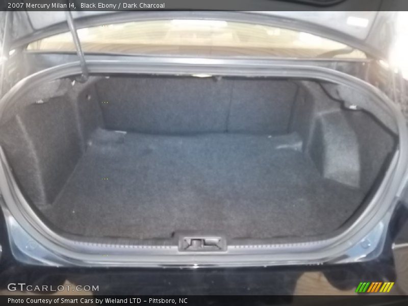 Black Ebony / Dark Charcoal 2007 Mercury Milan I4