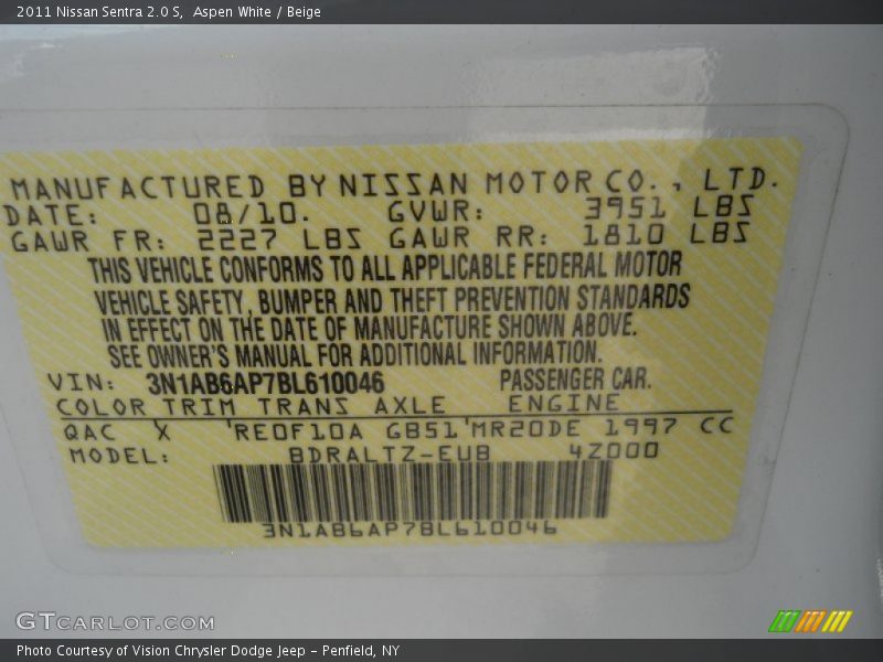 Aspen White / Beige 2011 Nissan Sentra 2.0 S