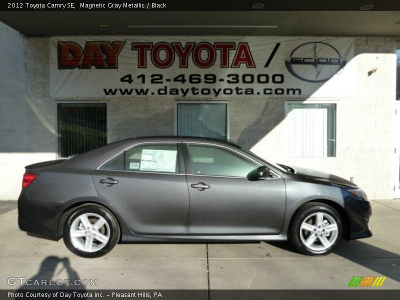 Magnetic Gray Metallic / Black 2012 Toyota Camry SE
