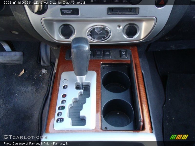 Silver Graphite Gray / Charcoal 2008 Infiniti QX 56 4WD