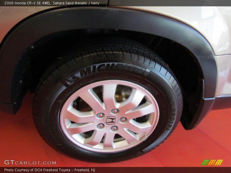 Sahara Sand Metallic / Ivory 2006 Honda CR-V SE 4WD