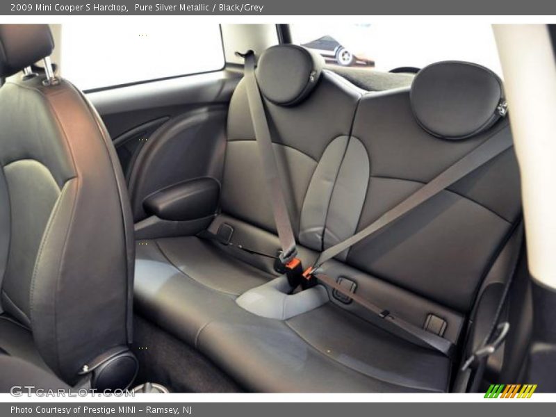 Pure Silver Metallic / Black/Grey 2009 Mini Cooper S Hardtop