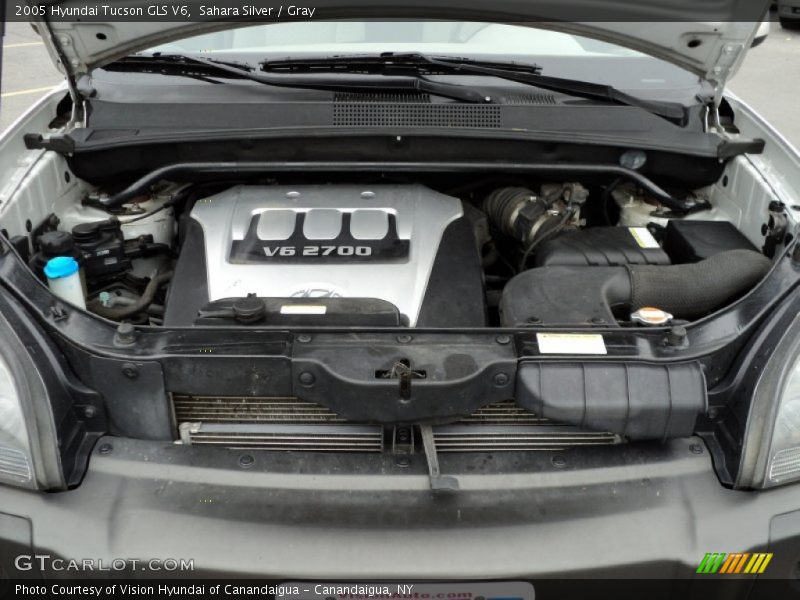 Sahara Silver / Gray 2005 Hyundai Tucson GLS V6