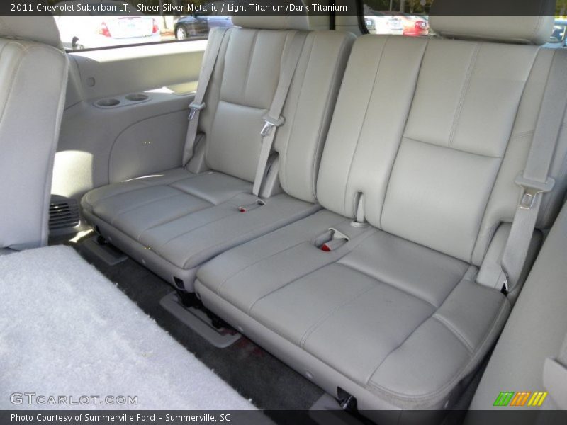 Sheer Silver Metallic / Light Titanium/Dark Titanium 2011 Chevrolet Suburban LT