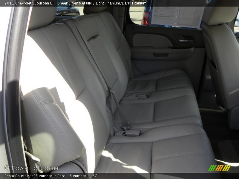 Sheer Silver Metallic / Light Titanium/Dark Titanium 2011 Chevrolet Suburban LT