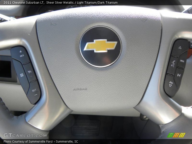 Sheer Silver Metallic / Light Titanium/Dark Titanium 2011 Chevrolet Suburban LT