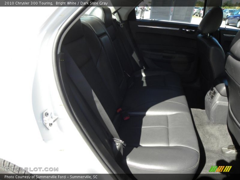 Bright White / Dark Slate Gray 2010 Chrysler 300 Touring