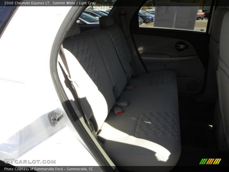 Summit White / Light Gray 2006 Chevrolet Equinox LT