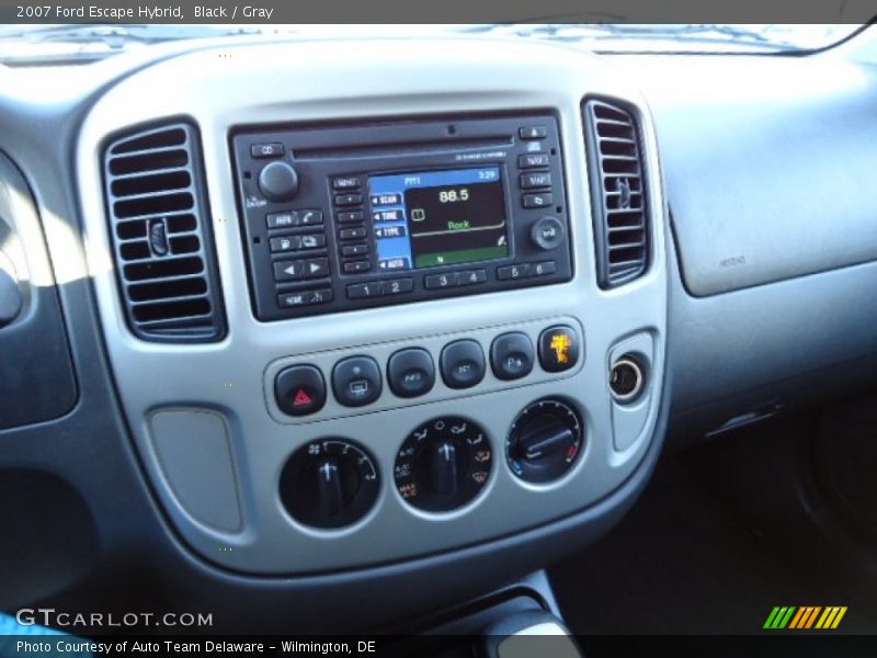Controls of 2007 Escape Hybrid