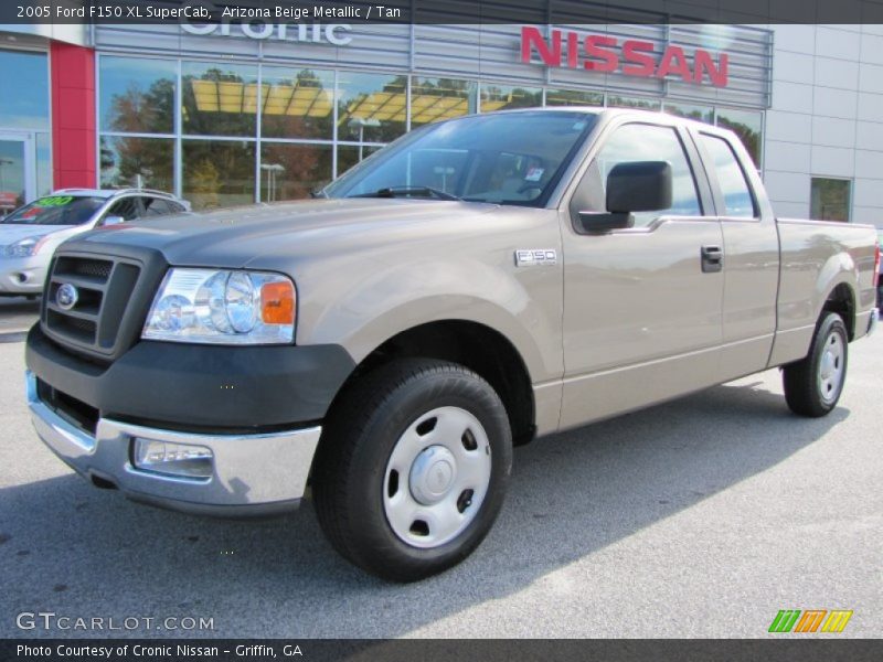 Arizona Beige Metallic / Tan 2005 Ford F150 XL SuperCab