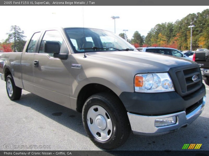 Arizona Beige Metallic / Tan 2005 Ford F150 XL SuperCab