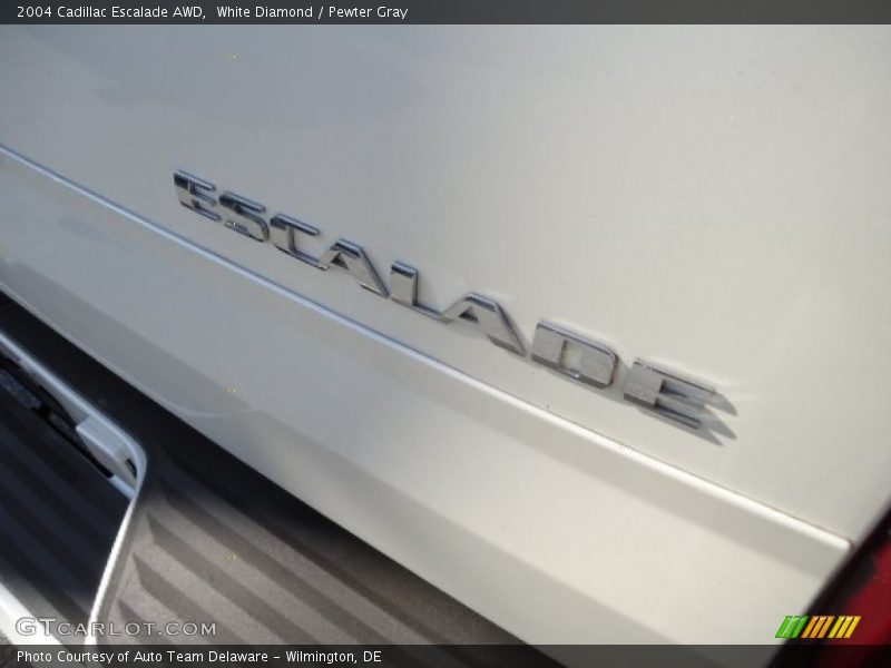 White Diamond / Pewter Gray 2004 Cadillac Escalade AWD
