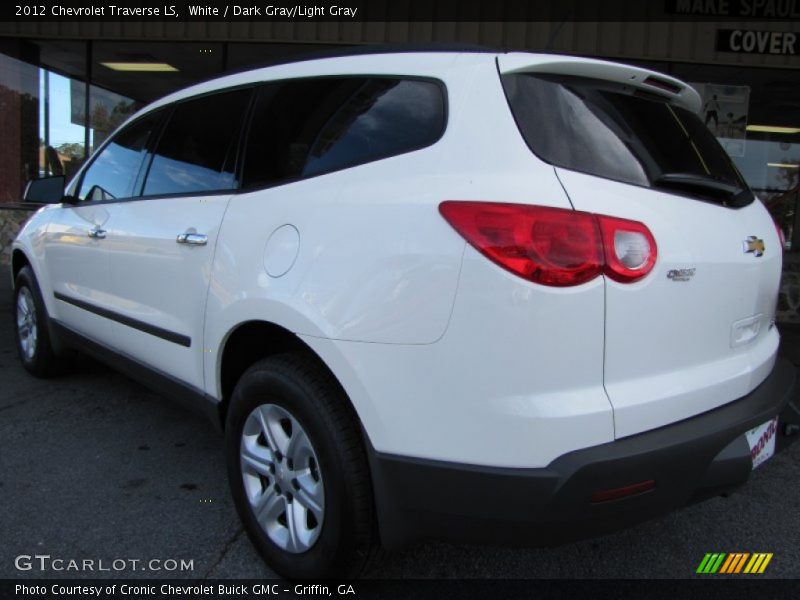 White / Dark Gray/Light Gray 2012 Chevrolet Traverse LS
