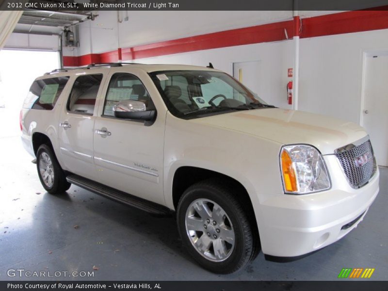 White Diamond Tricoat / Light Tan 2012 GMC Yukon XL SLT