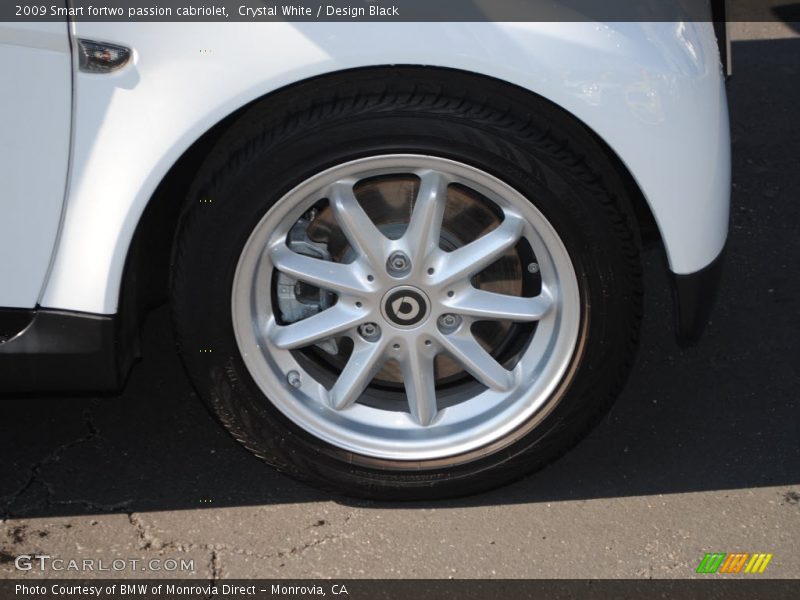 Crystal White / Design Black 2009 Smart fortwo passion cabriolet