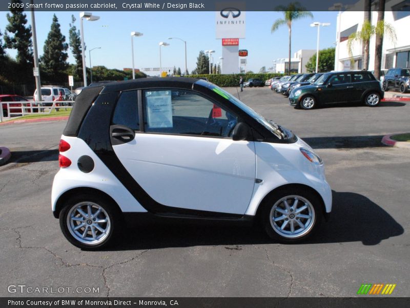 Crystal White / Design Black 2009 Smart fortwo passion cabriolet