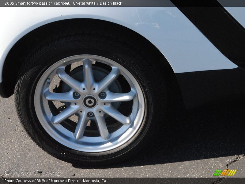 Crystal White / Design Black 2009 Smart fortwo passion cabriolet