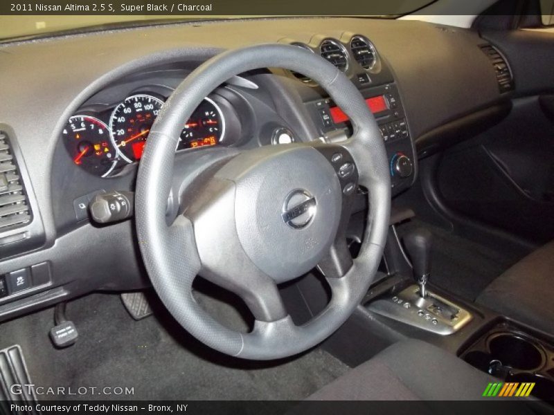 Super Black / Charcoal 2011 Nissan Altima 2.5 S