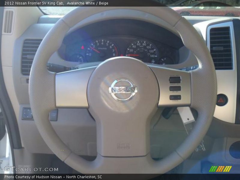 Avalanche White / Beige 2012 Nissan Frontier SV King Cab