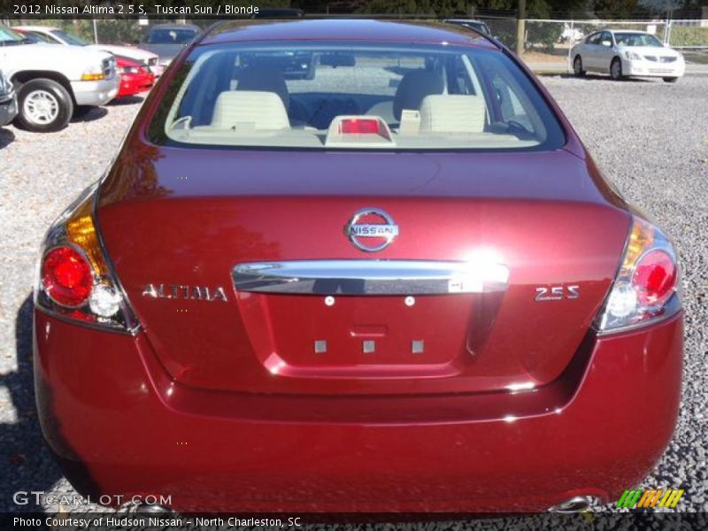 Tuscan Sun / Blonde 2012 Nissan Altima 2.5 S