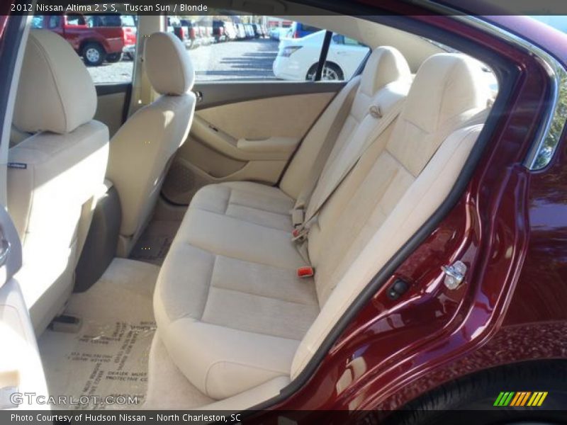 Tuscan Sun / Blonde 2012 Nissan Altima 2.5 S