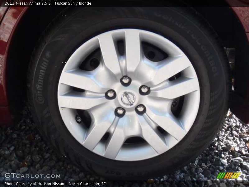 Tuscan Sun / Blonde 2012 Nissan Altima 2.5 S