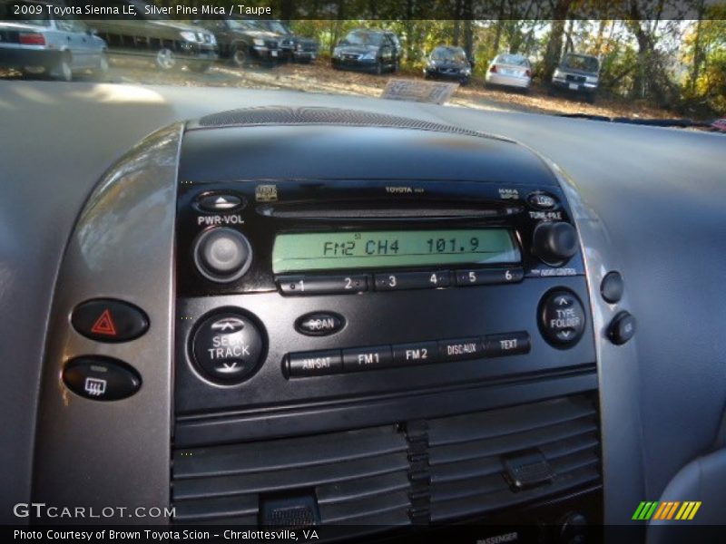 Silver Pine Mica / Taupe 2009 Toyota Sienna LE