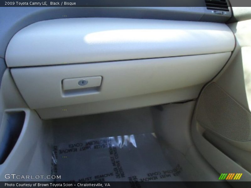 Black / Bisque 2009 Toyota Camry LE