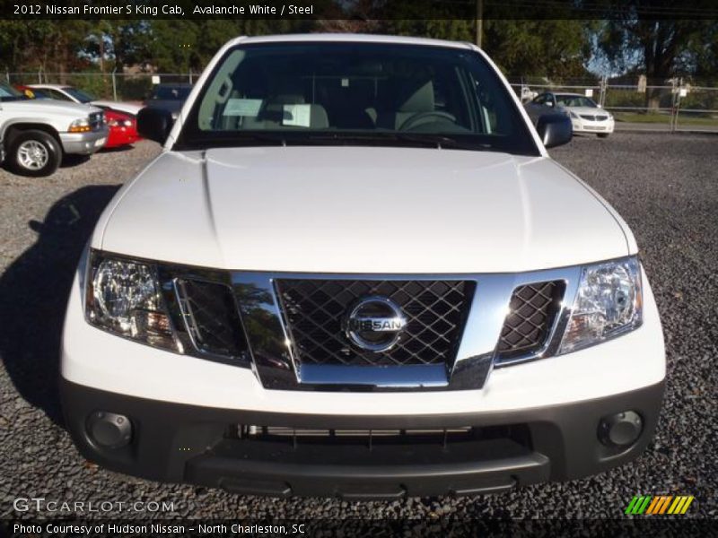 Avalanche White / Steel 2012 Nissan Frontier S King Cab