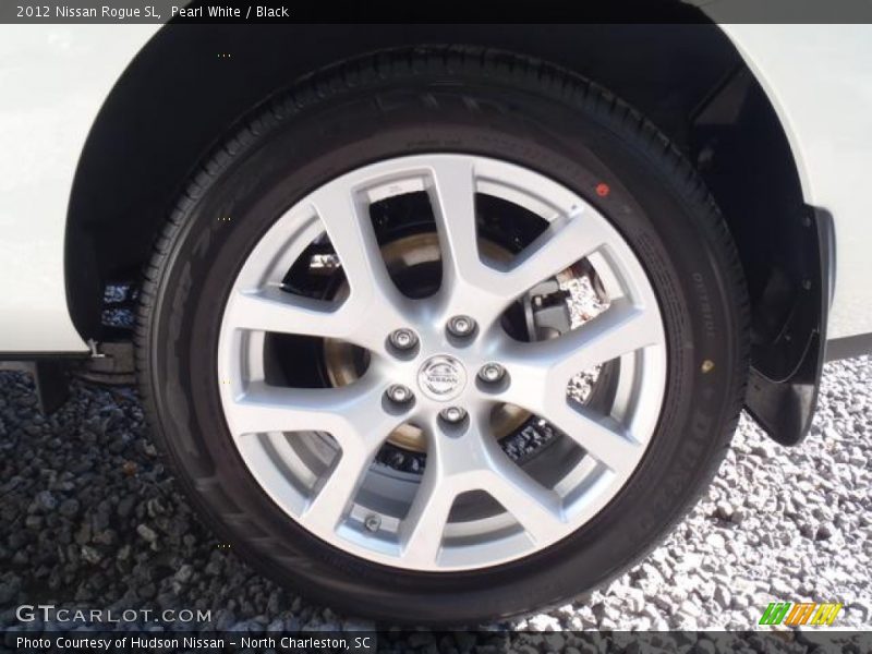 Pearl White / Black 2012 Nissan Rogue SL