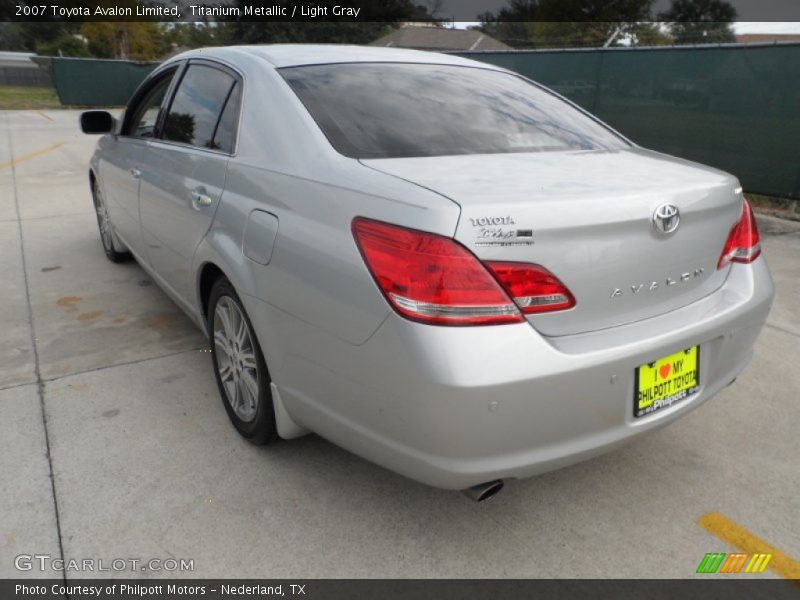 Titanium Metallic / Light Gray 2007 Toyota Avalon Limited