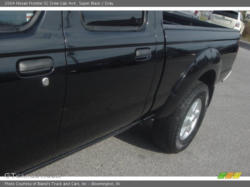 Super Black / Gray 2004 Nissan Frontier SC Crew Cab 4x4