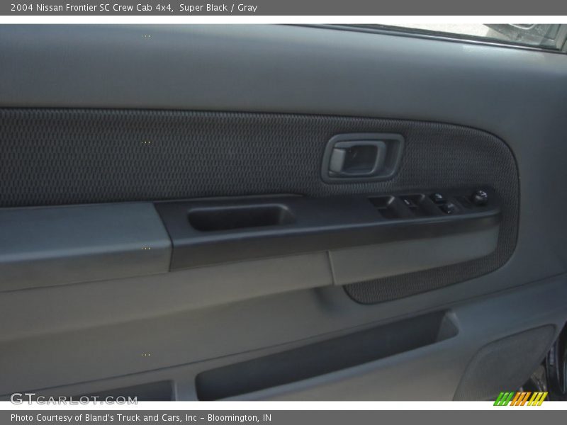 Super Black / Gray 2004 Nissan Frontier SC Crew Cab 4x4