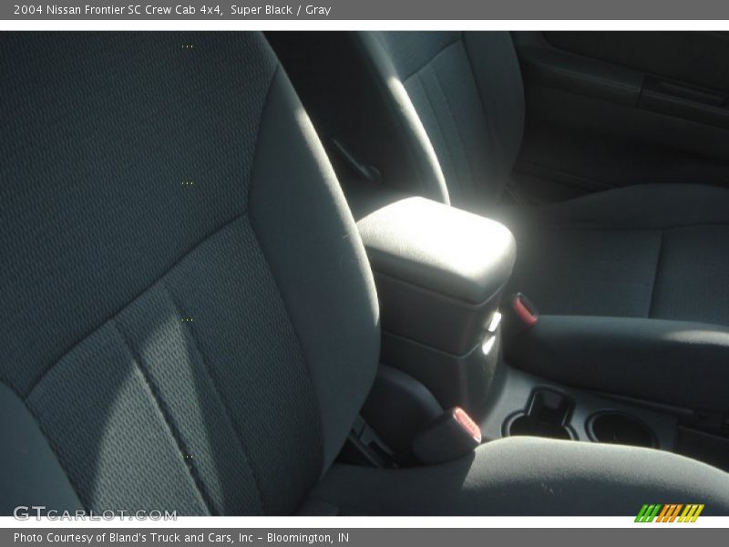 Super Black / Gray 2004 Nissan Frontier SC Crew Cab 4x4