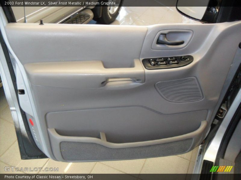 Silver Frost Metallic / Medium Graphite 2003 Ford Windstar LX