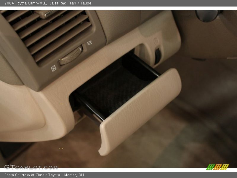 Salsa Red Pearl / Taupe 2004 Toyota Camry XLE