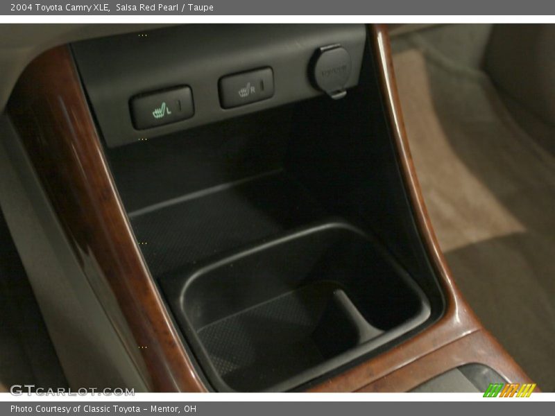 Salsa Red Pearl / Taupe 2004 Toyota Camry XLE